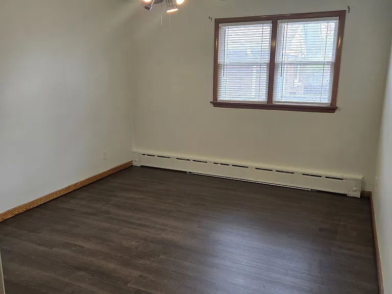 24 Turnova St #2 — Photo 10
