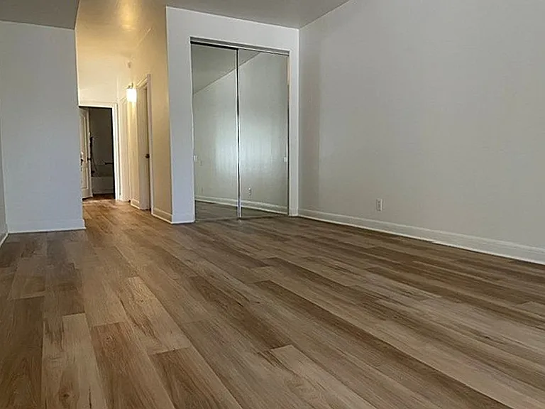10647 Wilkins Ave #105 — Photo 10