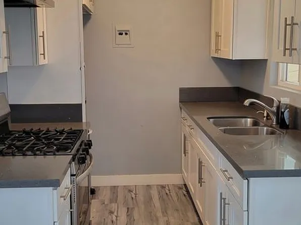 6623 Troost Ave, North Hollywood, CA