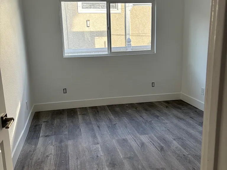 6313 Garvanza Ave — Photo 5