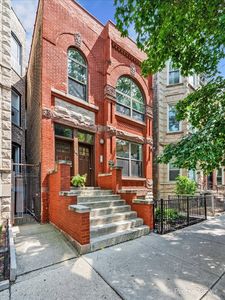 847 N Damen Ave APT 1F, Chicago, IL, 60622