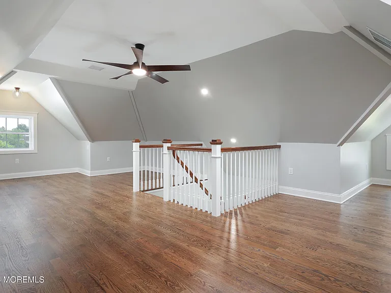 42 Harding Rd — Photo 22