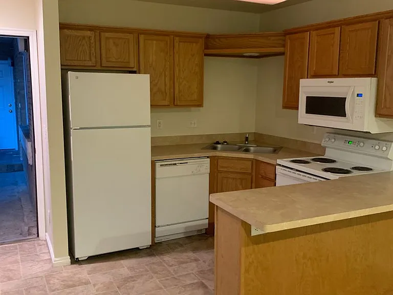 672 N 500 W #107 — Photo 10