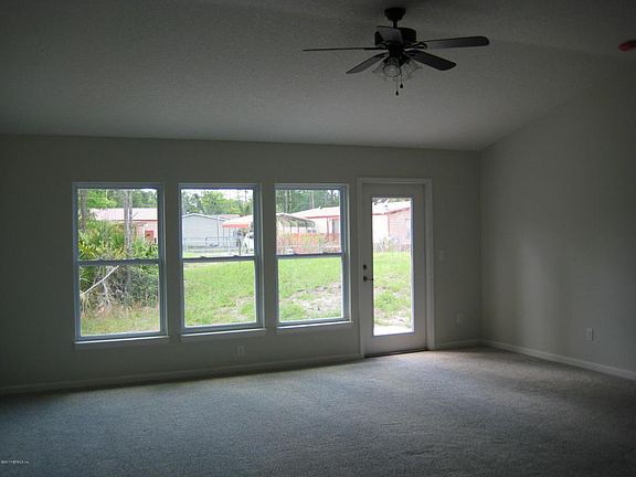 3rd image of 2246 Amarylis Ave