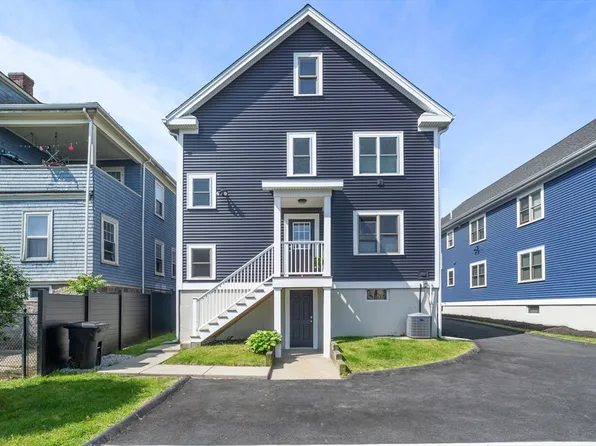 8 Brinton St #2, Roxbury, MA 02119