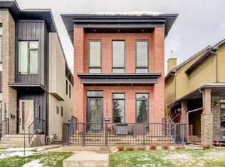 2440 N 31st Ave SW, Calgary, AB T2T1T8
