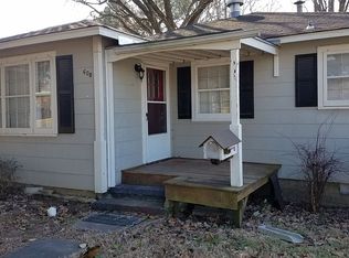608 W Pine St, Rogers, AR 72756