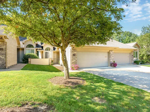 2250 Oakland Ridge Dr, Kalamazoo, MI 49008