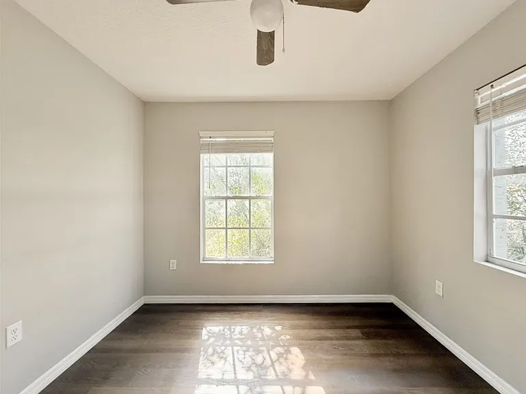 425 F St #3 — Photo 21