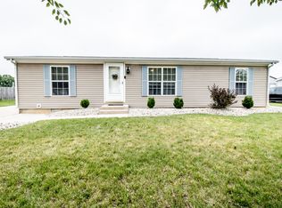 4625 Autumn Ridge Dr, Columbus, IN 47203