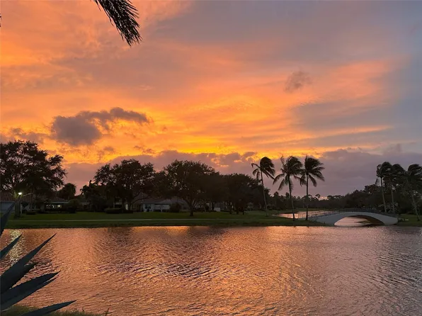 2651 Muskegon Way, West Palm Beach, FL 33411