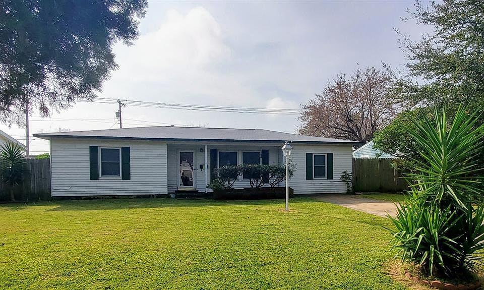 1st image of 1809 Wayside Dr