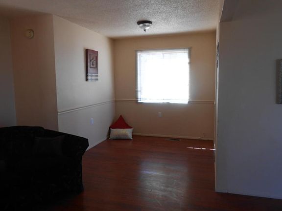 4th image of 1509 Cornell Dr SE