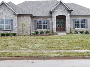 612 Old Coach Rd, Nicholasville, KY 40356