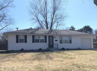 1132 Bryan Ave, Joliet, IL 60435