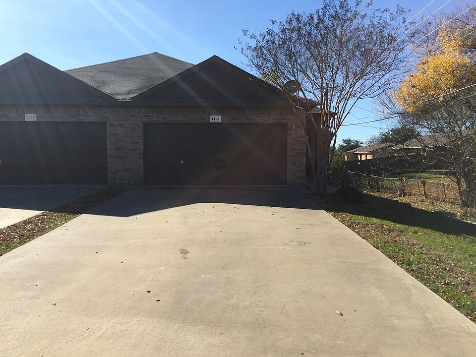 2nd image of 1117 Redman Ct