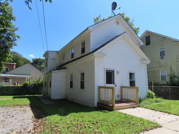 19 Pine St, Adams, MA 01220