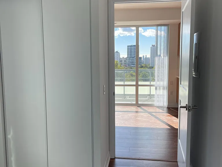25 Holly St #1107 — Photo 4