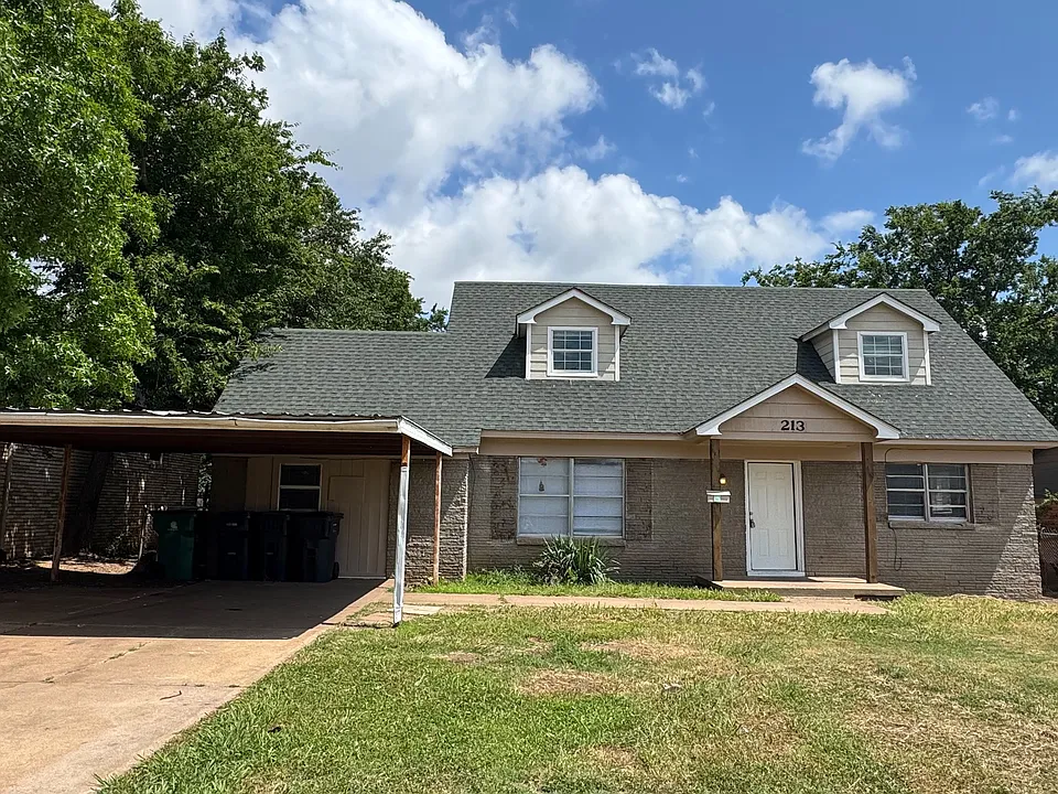 213 NW 84th St