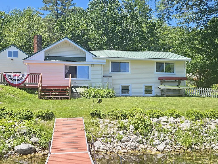 77 Meadow Rd — Photo 33