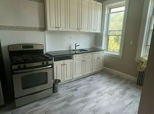 70-03 66th St #3L, Ridgewood, NY 11385