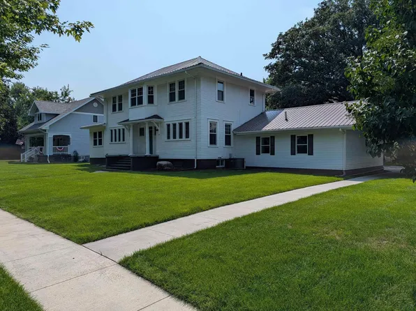 502 Highland St, Wakefield, NE 68784