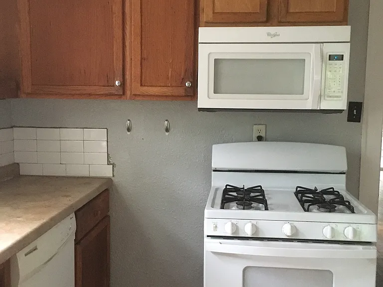 3134 N College Ave — Photo 26