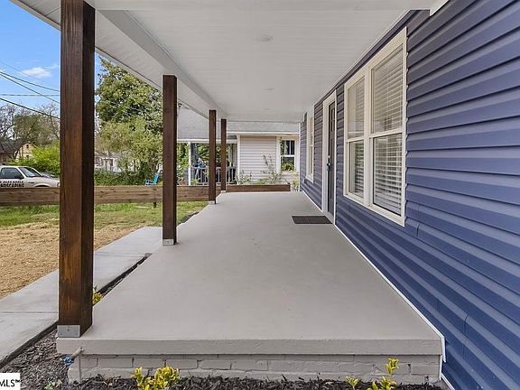 5th image of 208 Crestone Dr