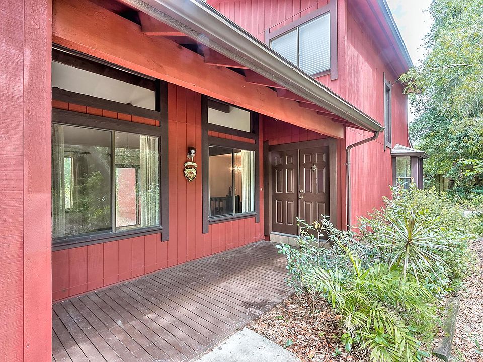 1st image of 222 Briarfield Ct
