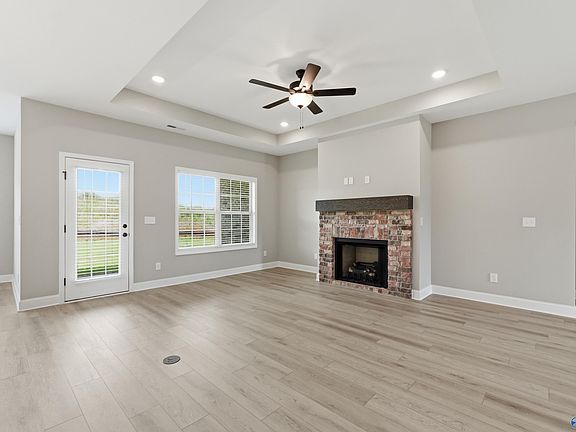 3rd image of 29061 Crawfish Dr