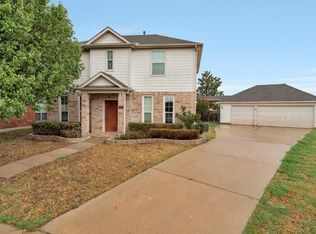 8525 Terra Cota Ln, Fort Worth, TX 76123