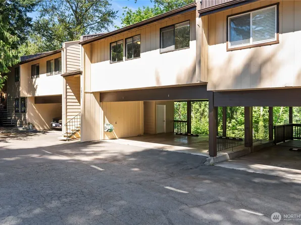 1211 N 8th Street #4, Mount Vernon, WA 98273