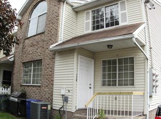 12B Dreyer Ave, Staten Island, NY 10314