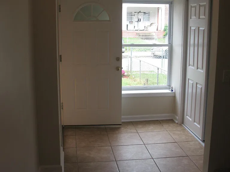 411 Rosecroft Ter — Photo 19