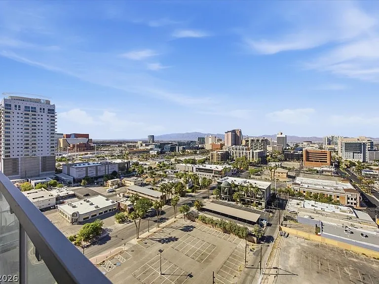 900 S Las Vegas Blvd #1215 — Photo 25
