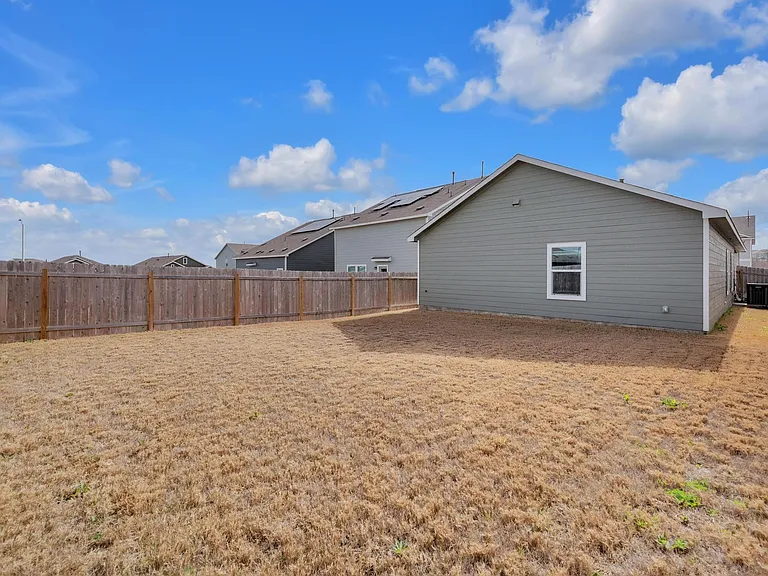 2812 Dezmond Diamond Ct — Photo 27