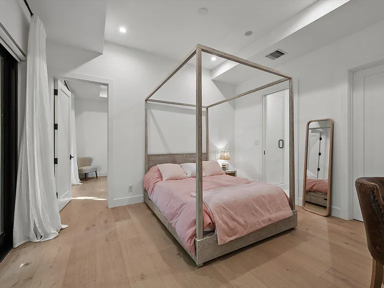 11685 Maidstone Dr — Photo 54