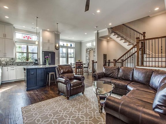 5th image of 795 Lacey Oaks Pl