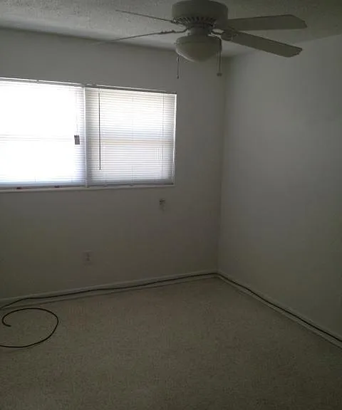 1030 Indian River Ave #4 — Photo 3