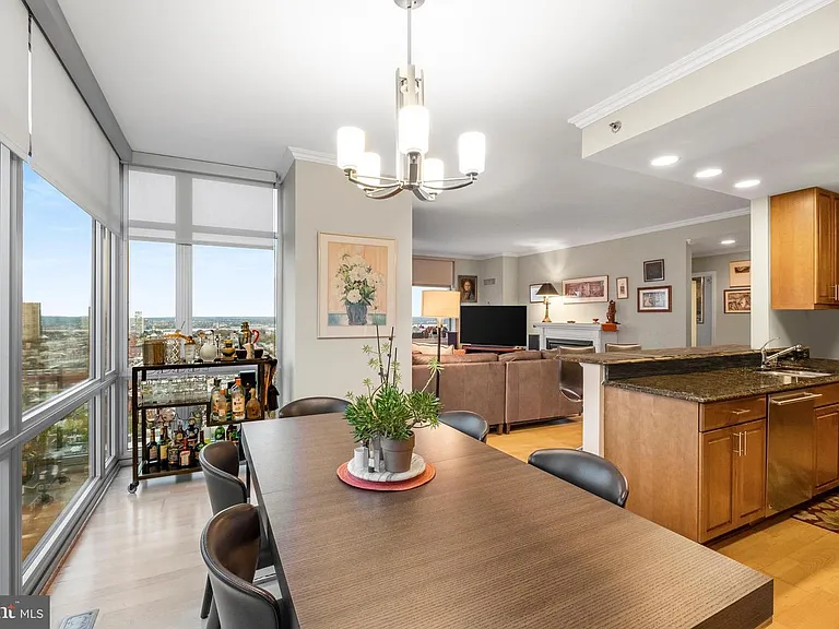 440 S Broad St #2407 — Photo 9