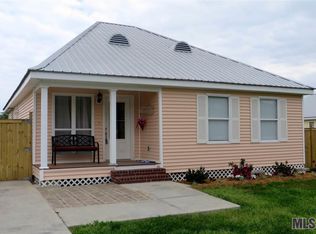 26342 Riverscape Dr, Springfield, LA 70462