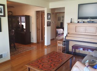 6053 S Mayfield Ave, Chicago, IL 60638