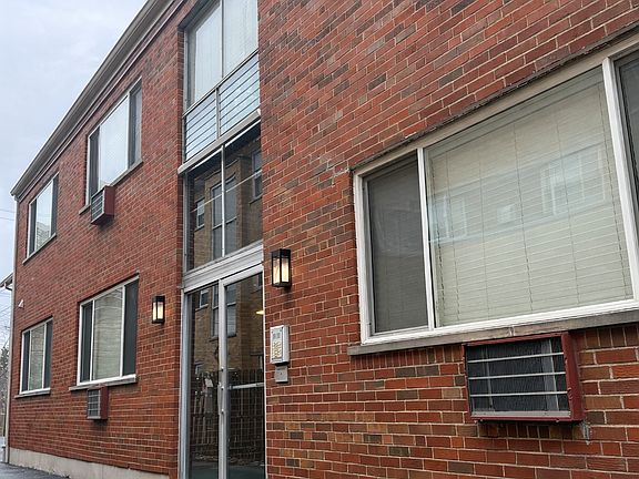 3rd image of 2469 Madison Rd #5