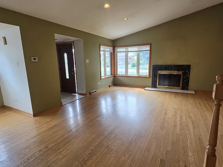 8418 W Crain St — Photo 14