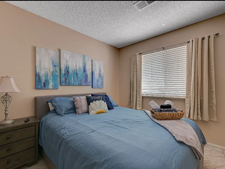 6600 Light Breeze Dr — Photo 13