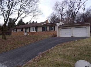 15 E Arlene Dr, York, PA 17406