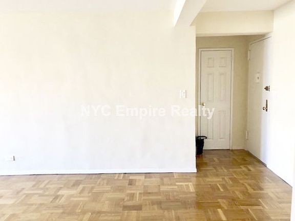 3rd image of 23 Greenwich Ave #8J