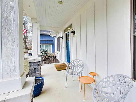 4th image of 603 Agaming ROAD