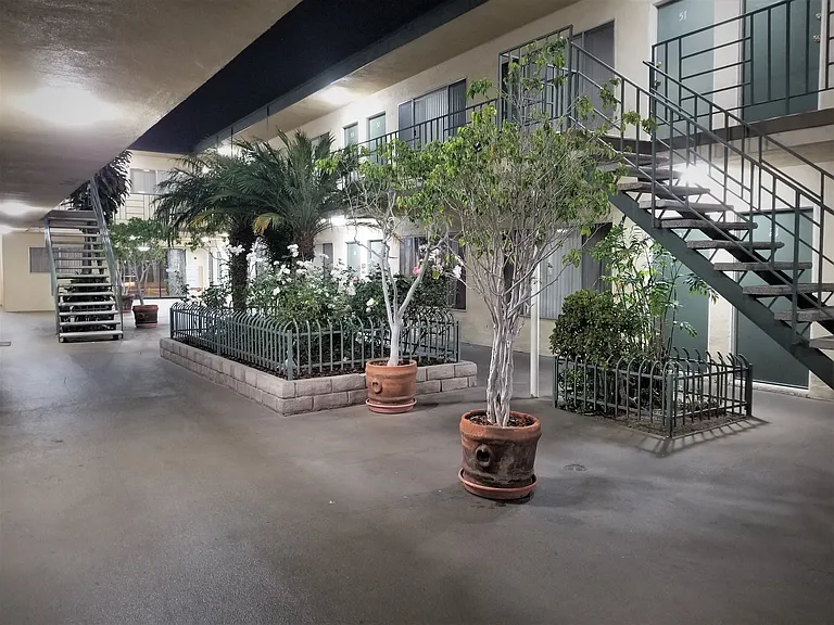 Portofino Apartments — Photo 9