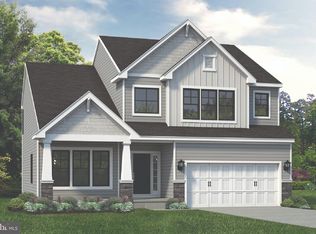 4 Sandcastle Dr, Ocean View, NJ 08230